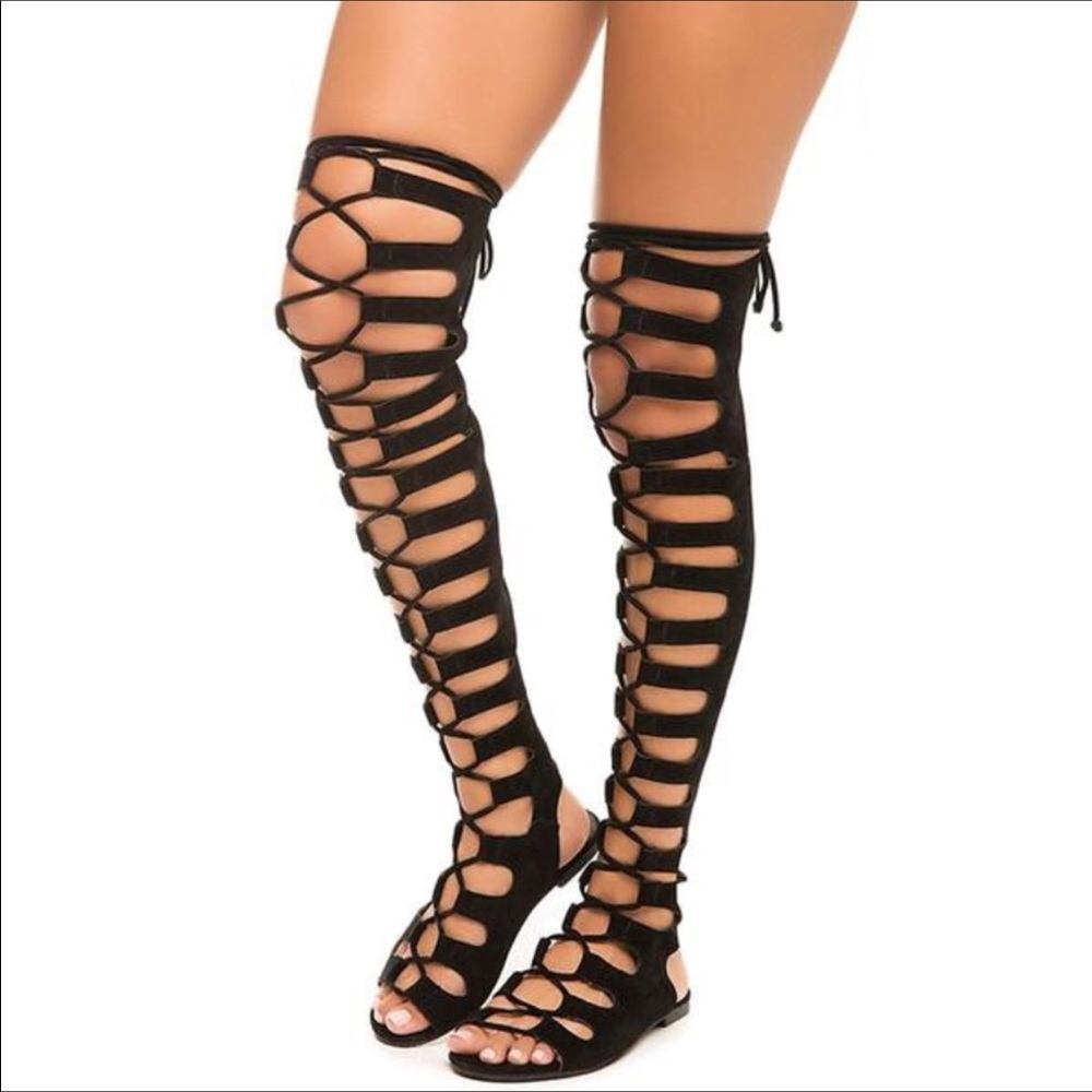 NEW BLACK THIGH-HIGH SANDALS