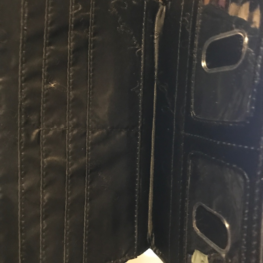Vera Bradley Camofloral Turnlock Wallet NWT - Picture 4 of 4