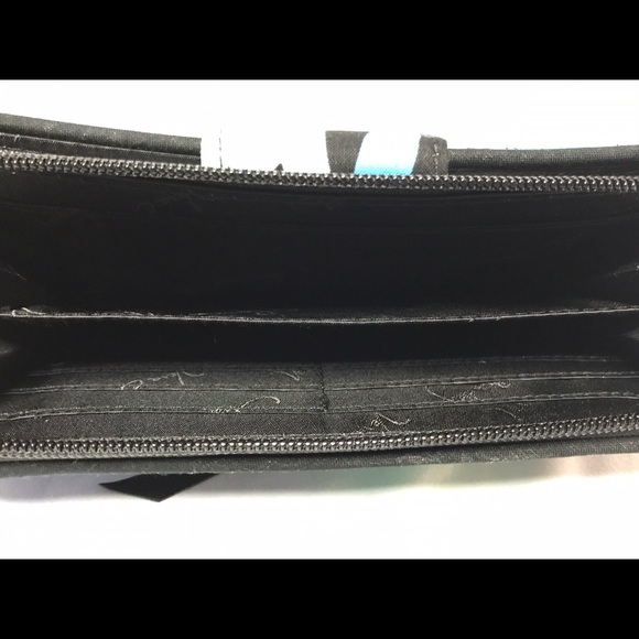 Vera Bradley Camofloral Turnlock Wallet NWT - Picture 3 of 4