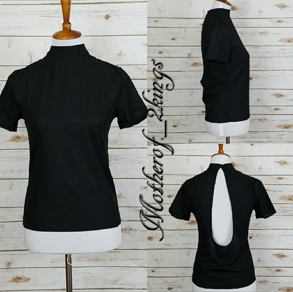 🔥LAST ONE🔥♠REDUCED♠ S/S "OPEN BACK" BLOUSE - Picture 2 of 2