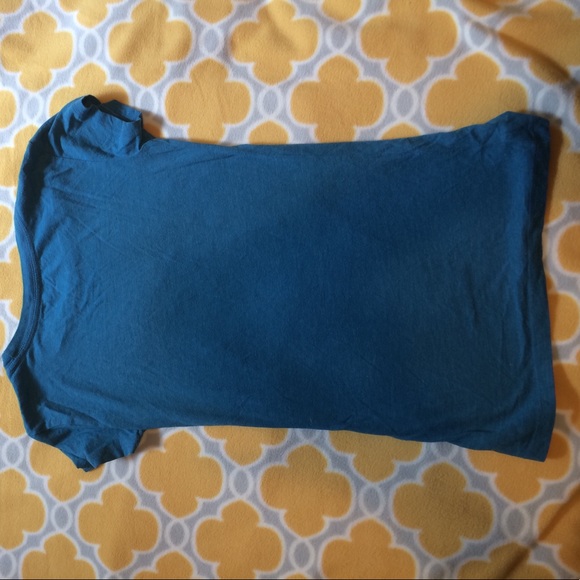 Aeropostale tee - Picture 3 of 3