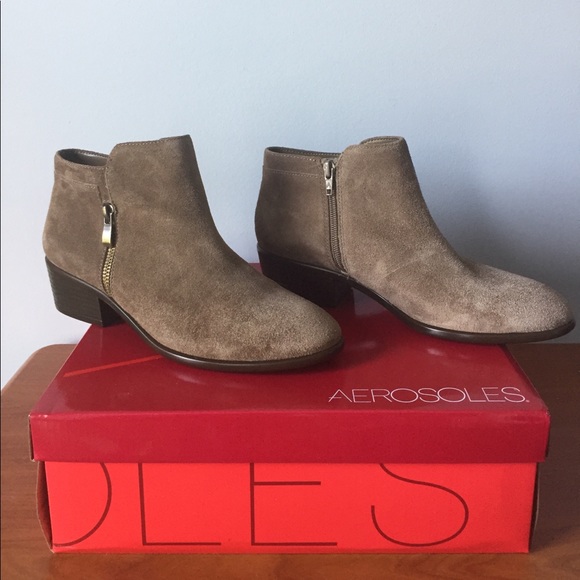 Aerosoles brown suede ankle boot, 8 - Picture 3 of 6
