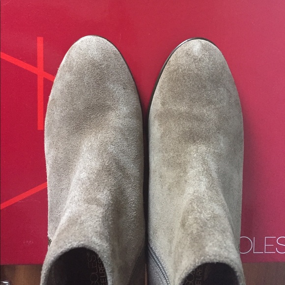Aerosoles brown suede ankle boot, 8 - Picture 5 of 6
