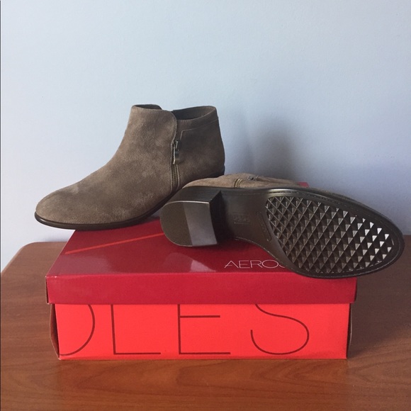 Aerosoles brown suede ankle boot, 8 - Picture 6 of 6