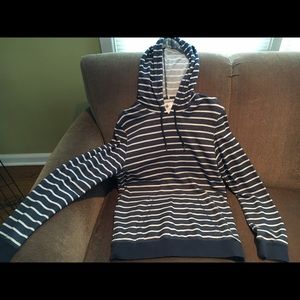 Men's On The Byas pullover shirt with hood