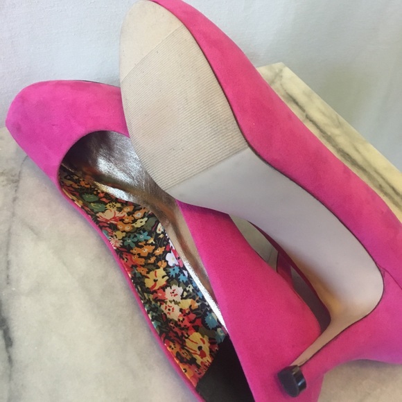 MadDen GirL suEde PumPs - Picture 7 of 12