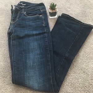 AE skinny kick jeans