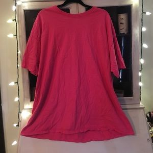 Pink tshirt