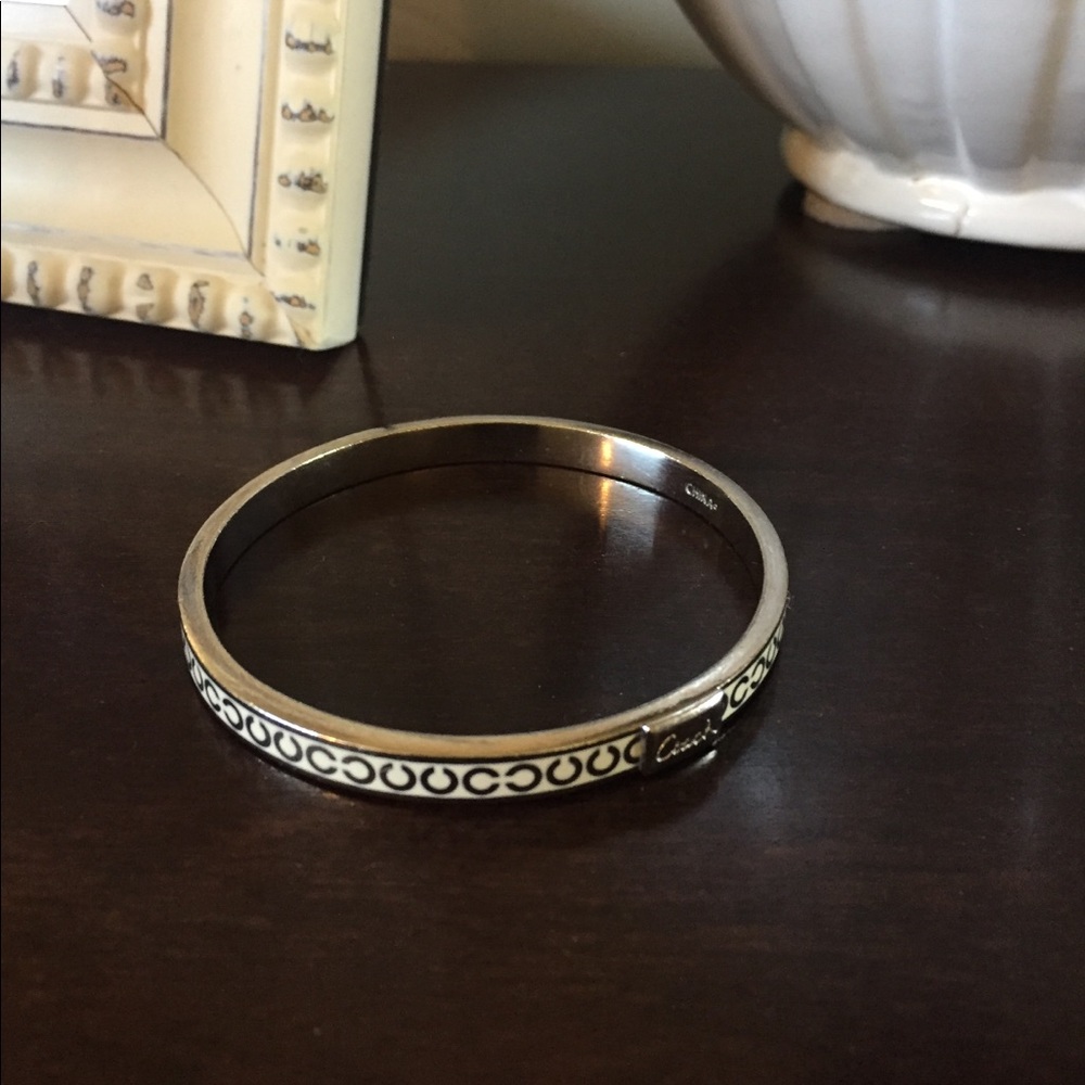 ✨COACH✨ Silver and white bracelet.