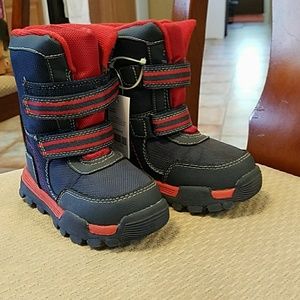 Osh Kosh Toddler snow boots