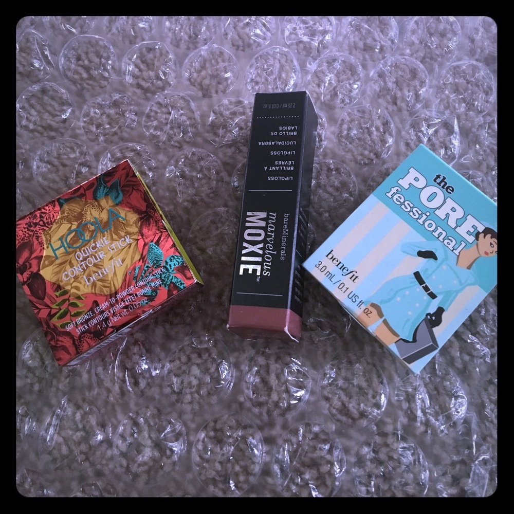 NWB trio ❤️Hoola contour + POREfessional+ lipgloss
