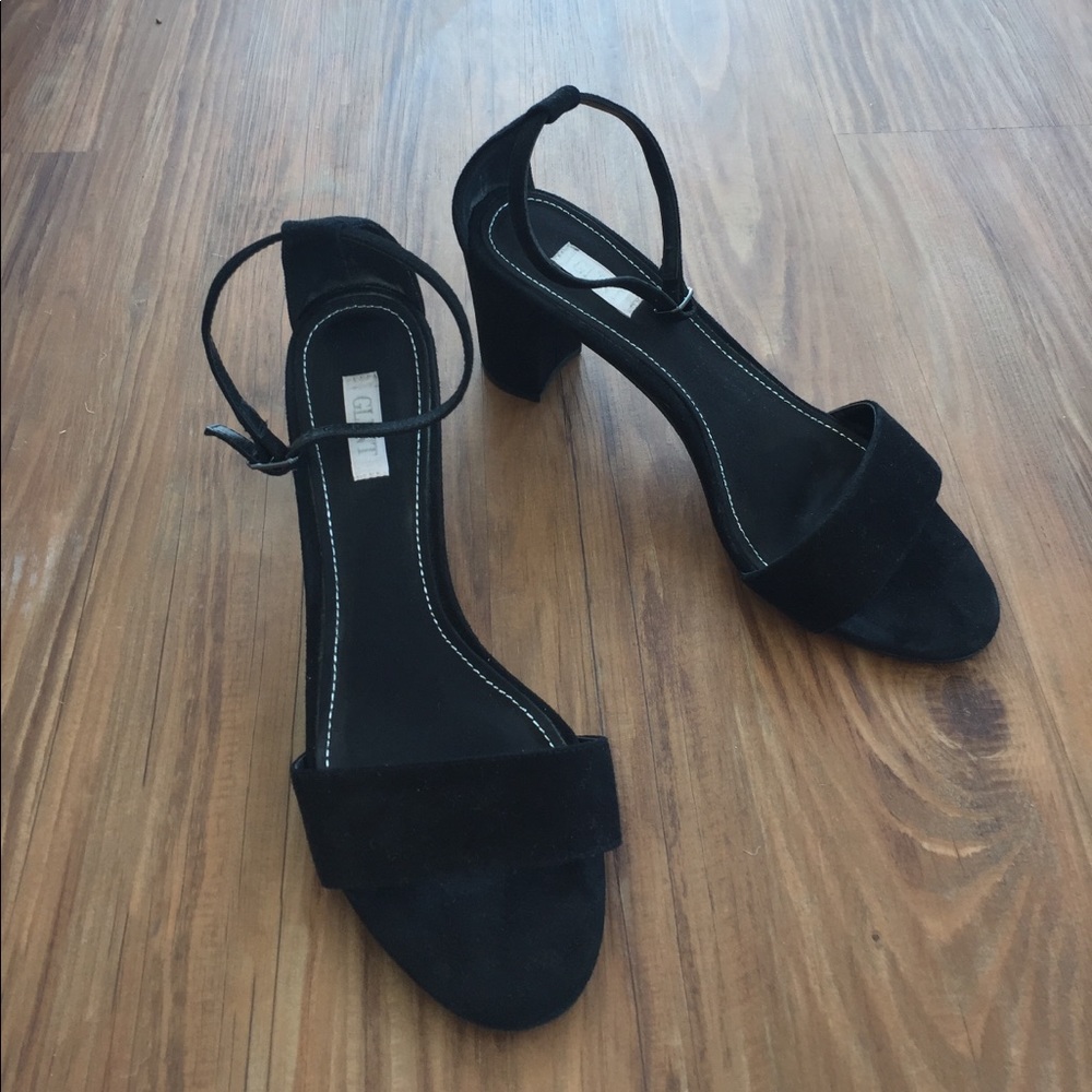 Glint Block Heel Ankle Strap Black Suede Sandal8.5