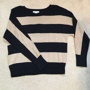 LIZ CLAIBORNE gold and black sweater