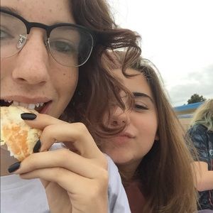 Meet your Posher, Lily