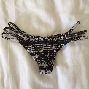 Posh Pua cheeky bottoms