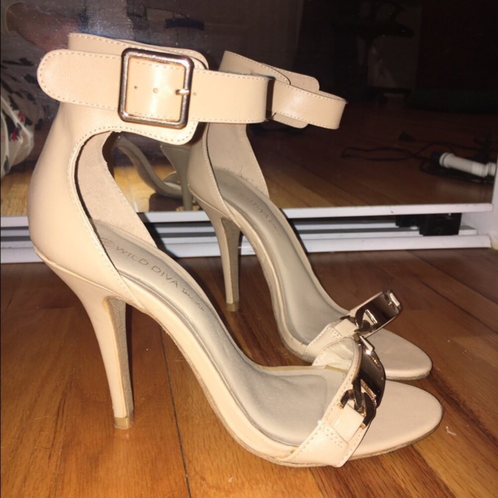 Brand New Nude Heels