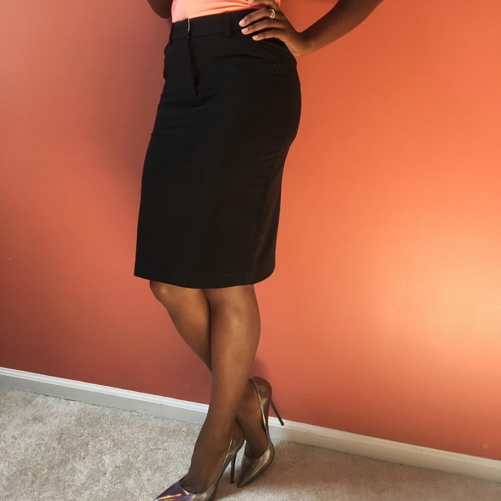 Black pencil skirt