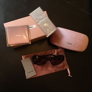 Brand New Mui Miu SMU08N black round sunglasses