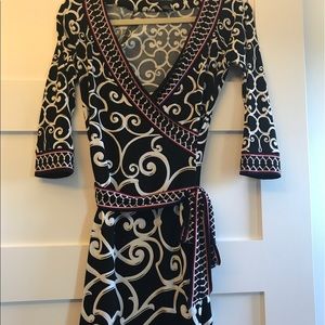 Whitehouse BlackMarket Fitted Tunic.