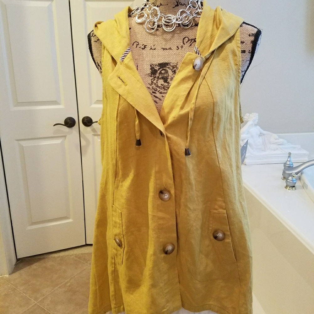 Beautiful FOR -CYNTHIA 100% LINEN TOP WITH HOODIE