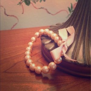 Rose pearl stretch bracelet