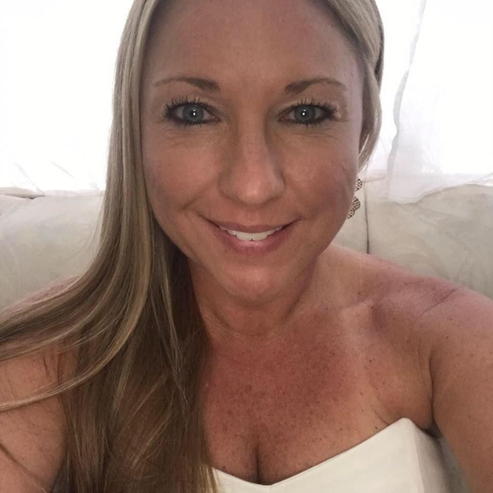 Meet your Posher, Leslie