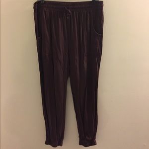 Burgundy American Eagle Jogger Pants