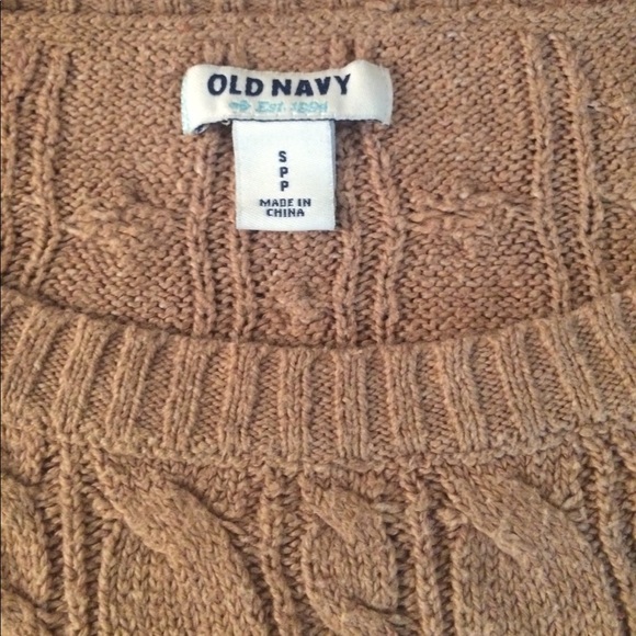 Cute and comfy sweater - Picture 2 of 3