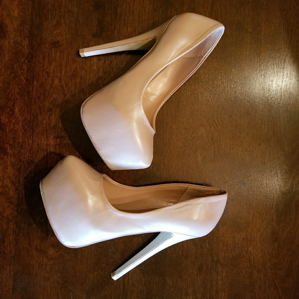 Steve Madden Blush Heels