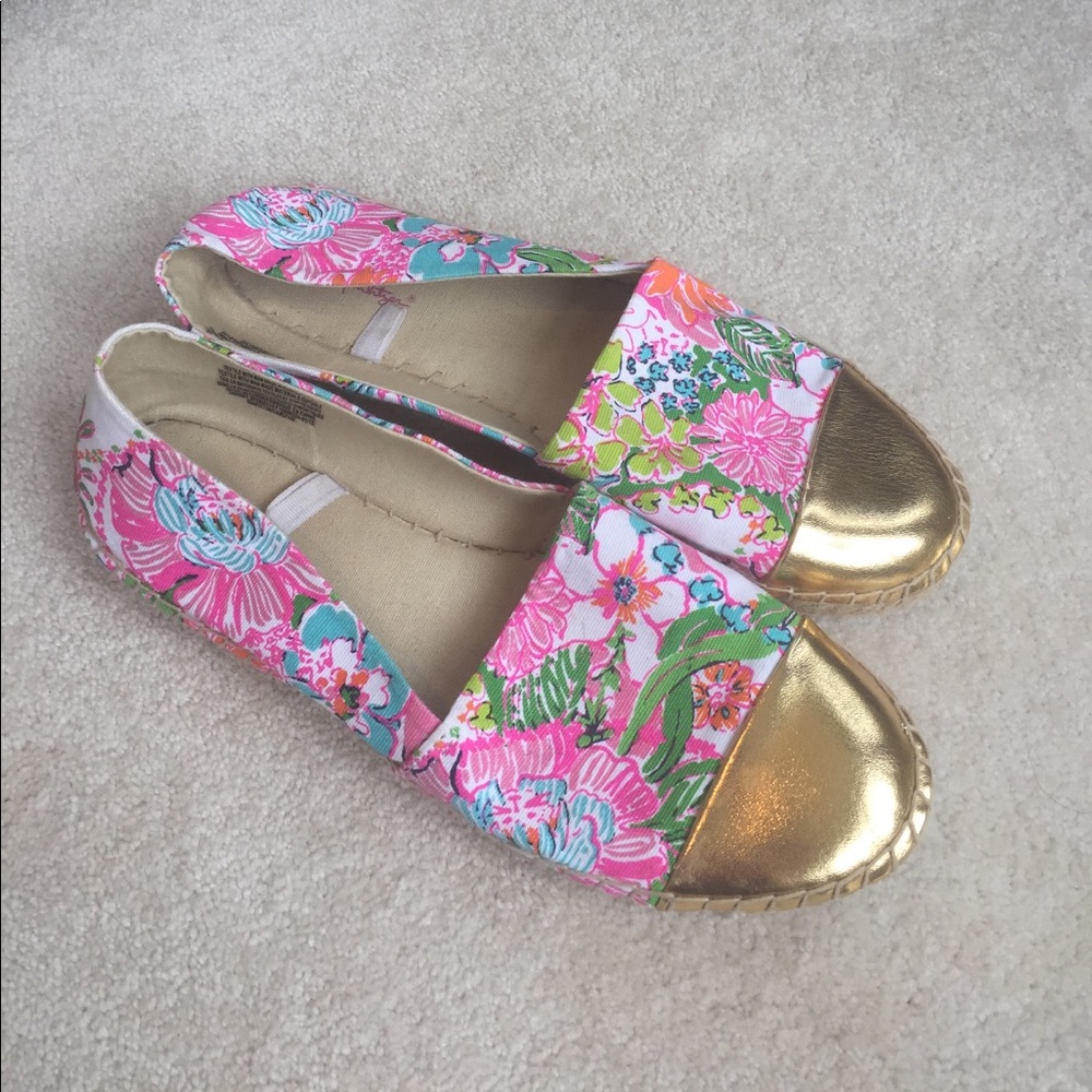 Lilly Pulitzer slip on canvas shoes