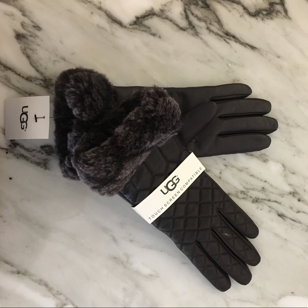 New Ugg Quilted Smart Gloves