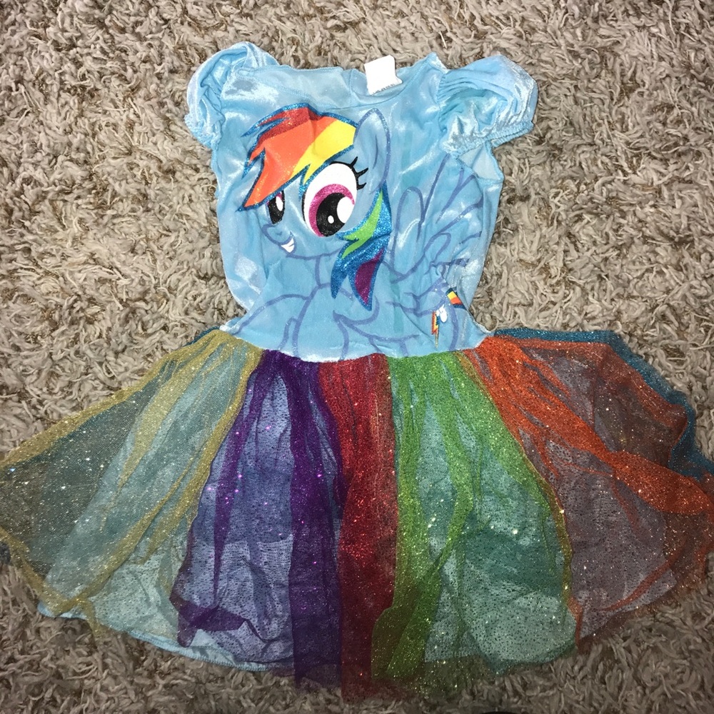 Costume rainbow dash! Worn 1 time