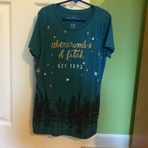 Abercrombie & Fitch tee