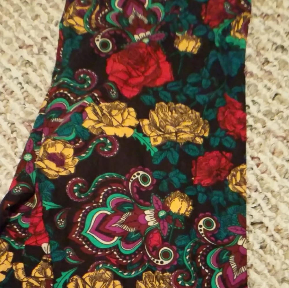 Lularoe os roses with paisley on black background