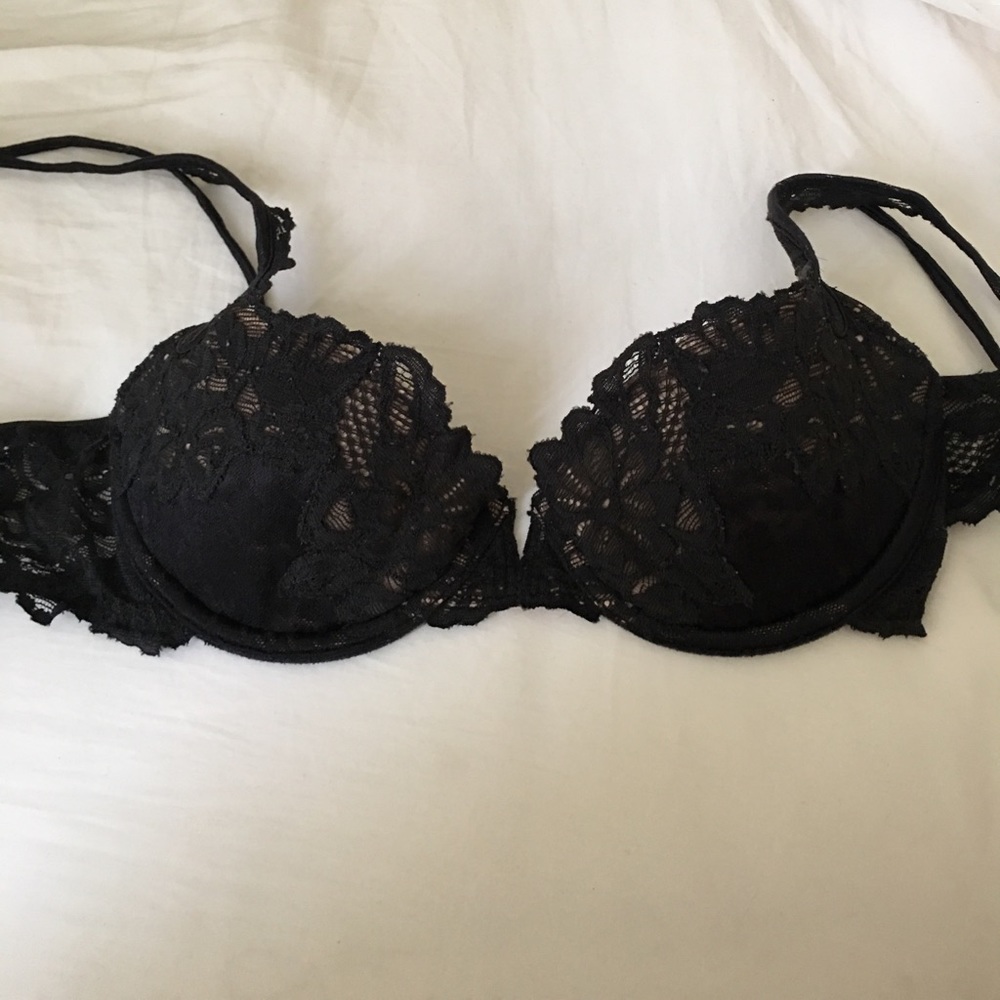 Black lace bra