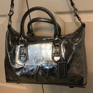 Authentic coach silver pewter handbag and or crossbody excellent condition