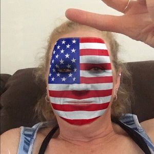 Meet your Posher, Luella