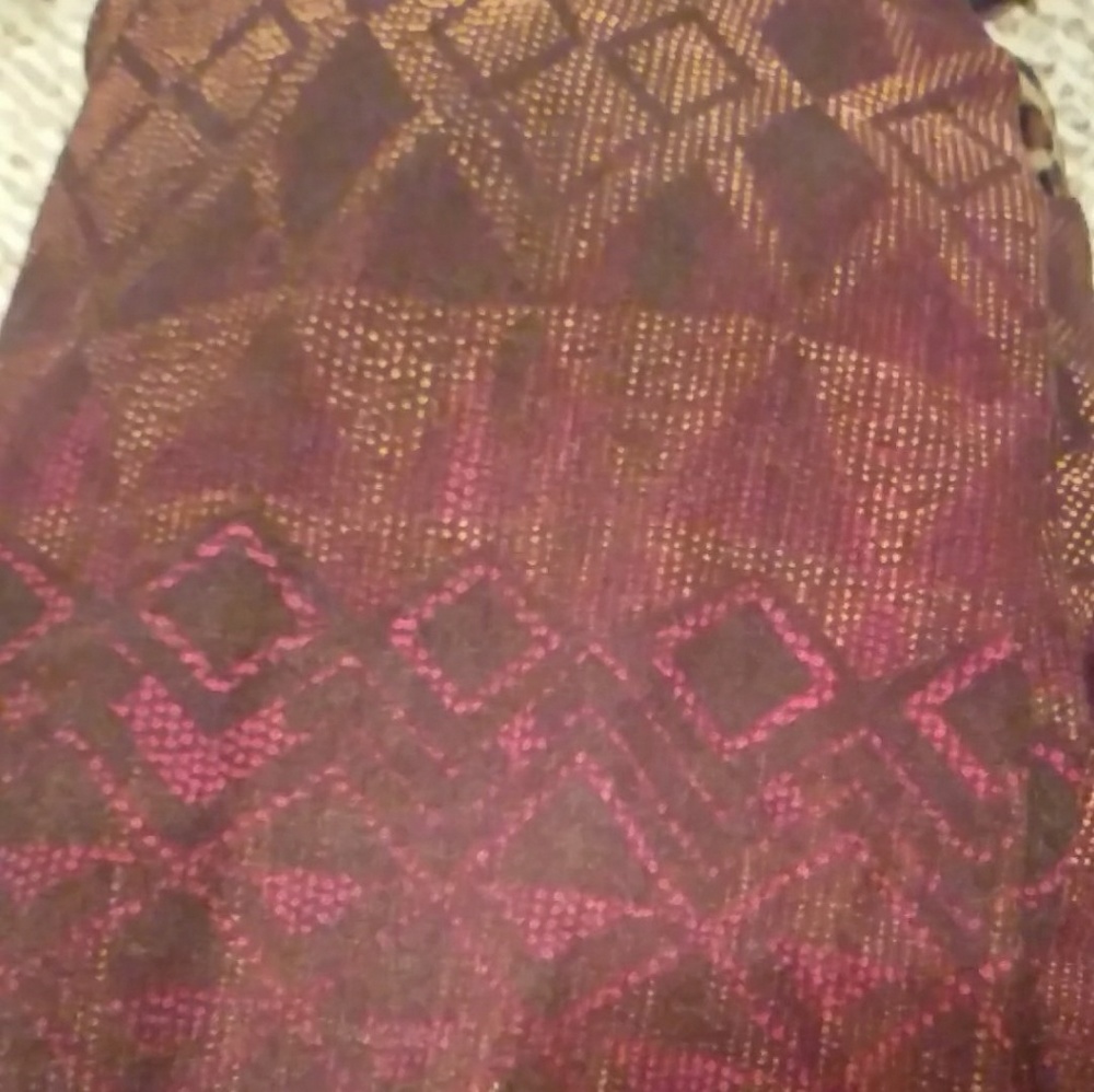 Lularoe os new favorite print gargoyle