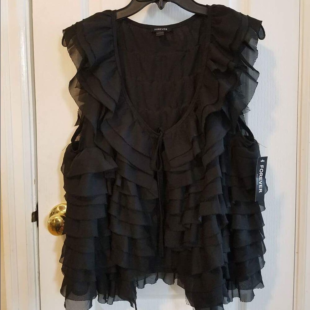 Flirty Ruffled Top NWT