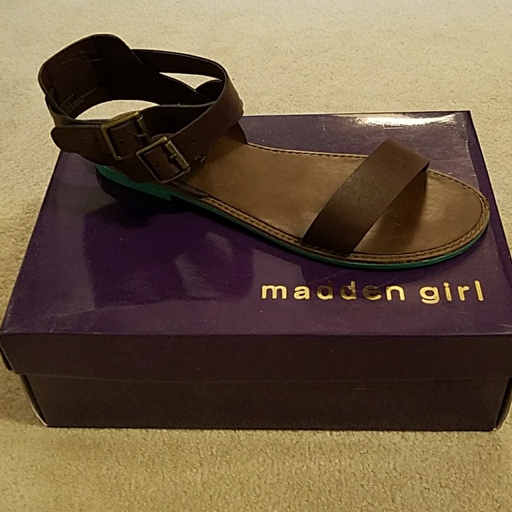 Madden Girl Sandal