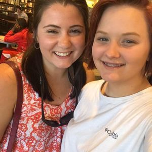 Meet your Posher, Brittany