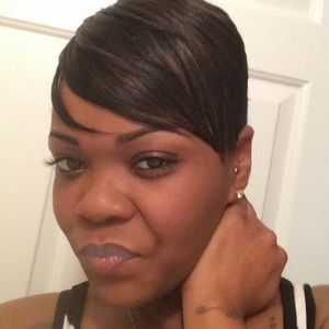 Meet your Posher, Tiffany