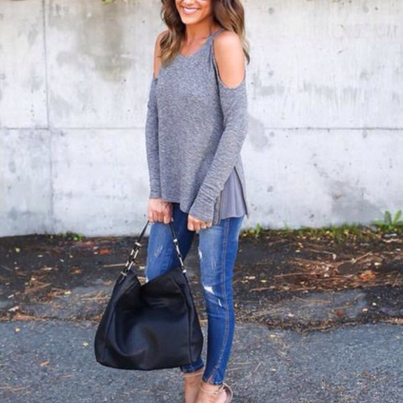 ❗️LAST ONE❗️5🌟Rated! Cold-Shoulder Chiffon Top - Picture 5 of 8