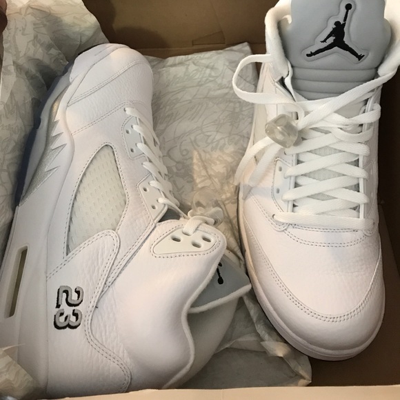 Brand New Air Jordan retro 5. - Picture 2 of 3