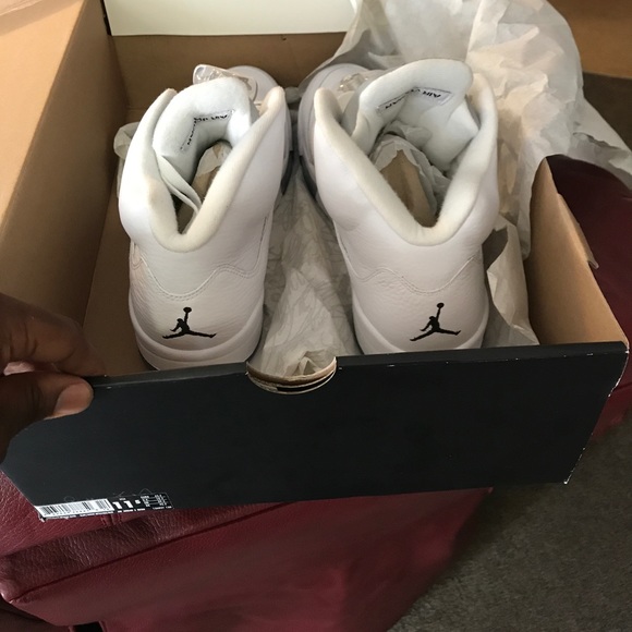 Brand New Air Jordan retro 5. - Picture 3 of 3