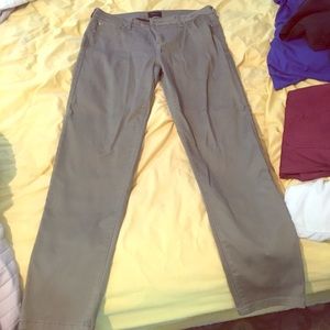 Olive skinny pant