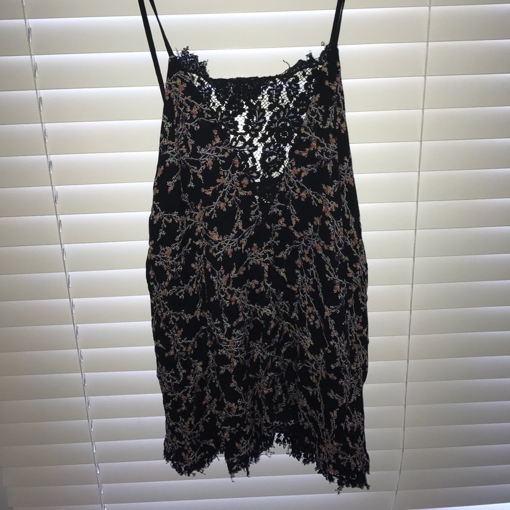 Small never worn urban floral tank