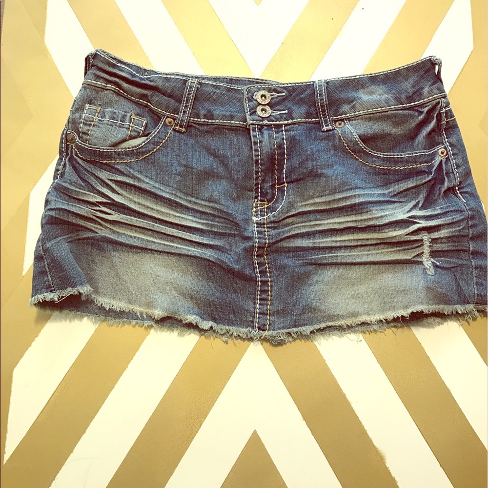 Cute Rue 21 Jean skirt!