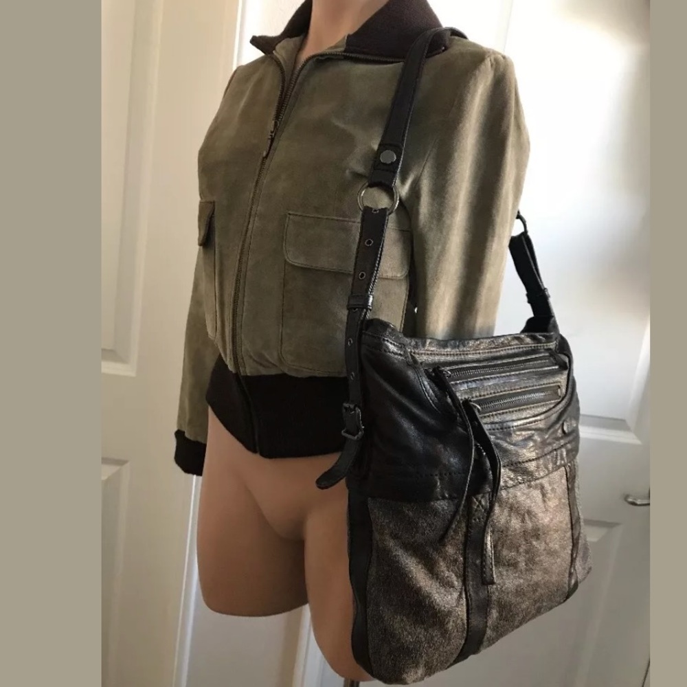 MARC NEW YORK Andrew Marc LARGE SHOULDER BAG
