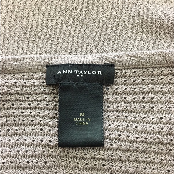 Ann Taylor Taupe Short Sleeve Knit Tee (M) - Picture 8 of 8